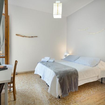 Room San Frediano Florence Exterior photo
